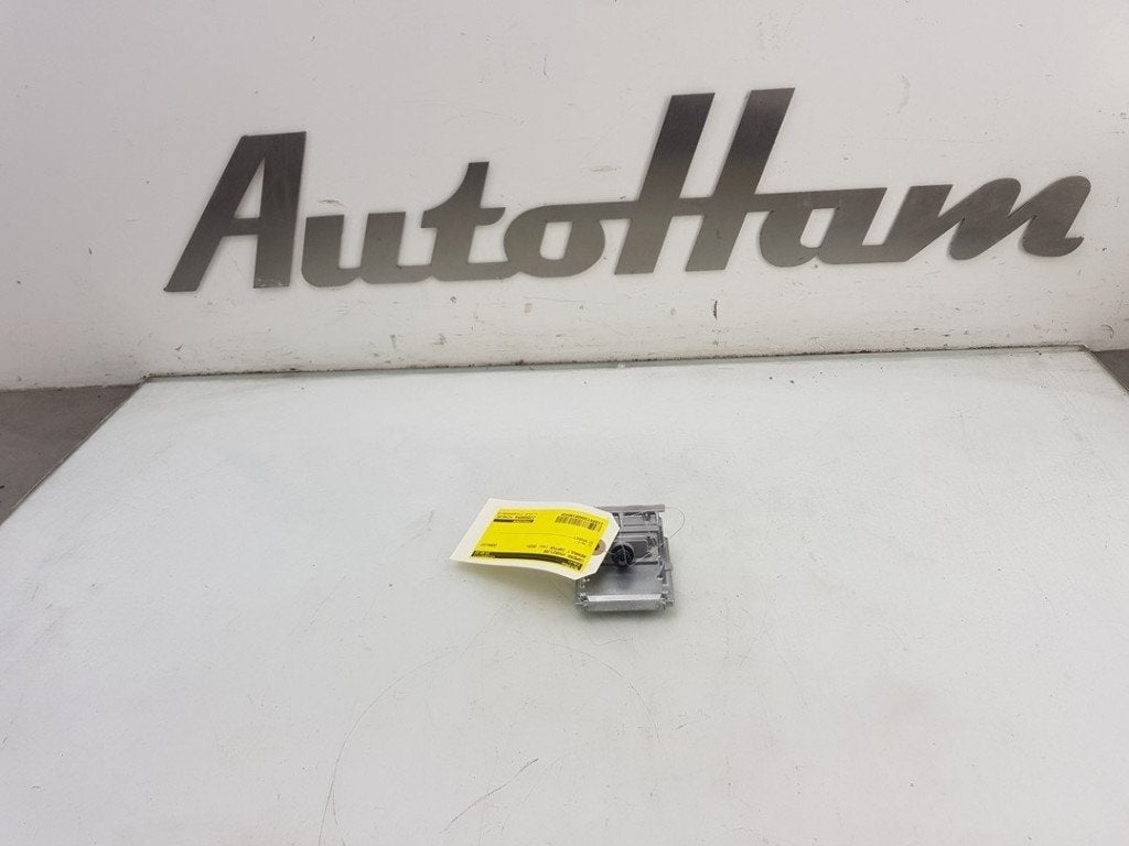 CAMERA VOOR Renault Captur II (RJB) (|284622265R|), Gebruikt, Renault, Peter-Huppertz-Straße 5
51063  Köln, DE, Dialog.deutschland@renault.de