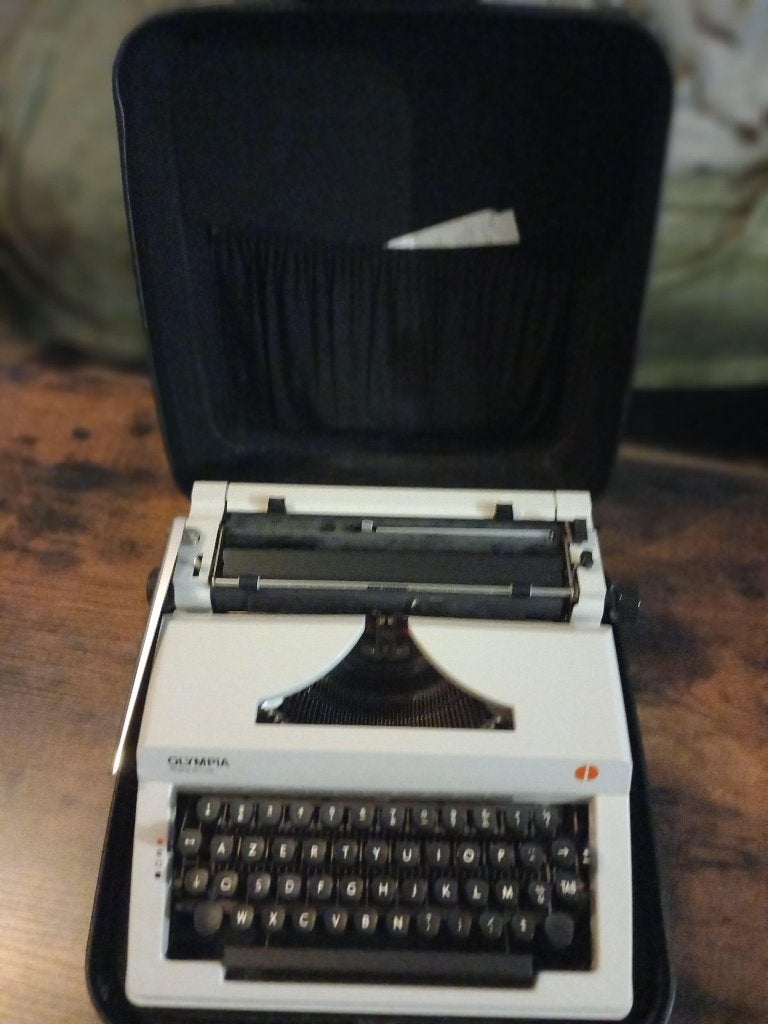 vintage Olympia Regina La machine à écrire de luxe, Enlèvement, Utilisé