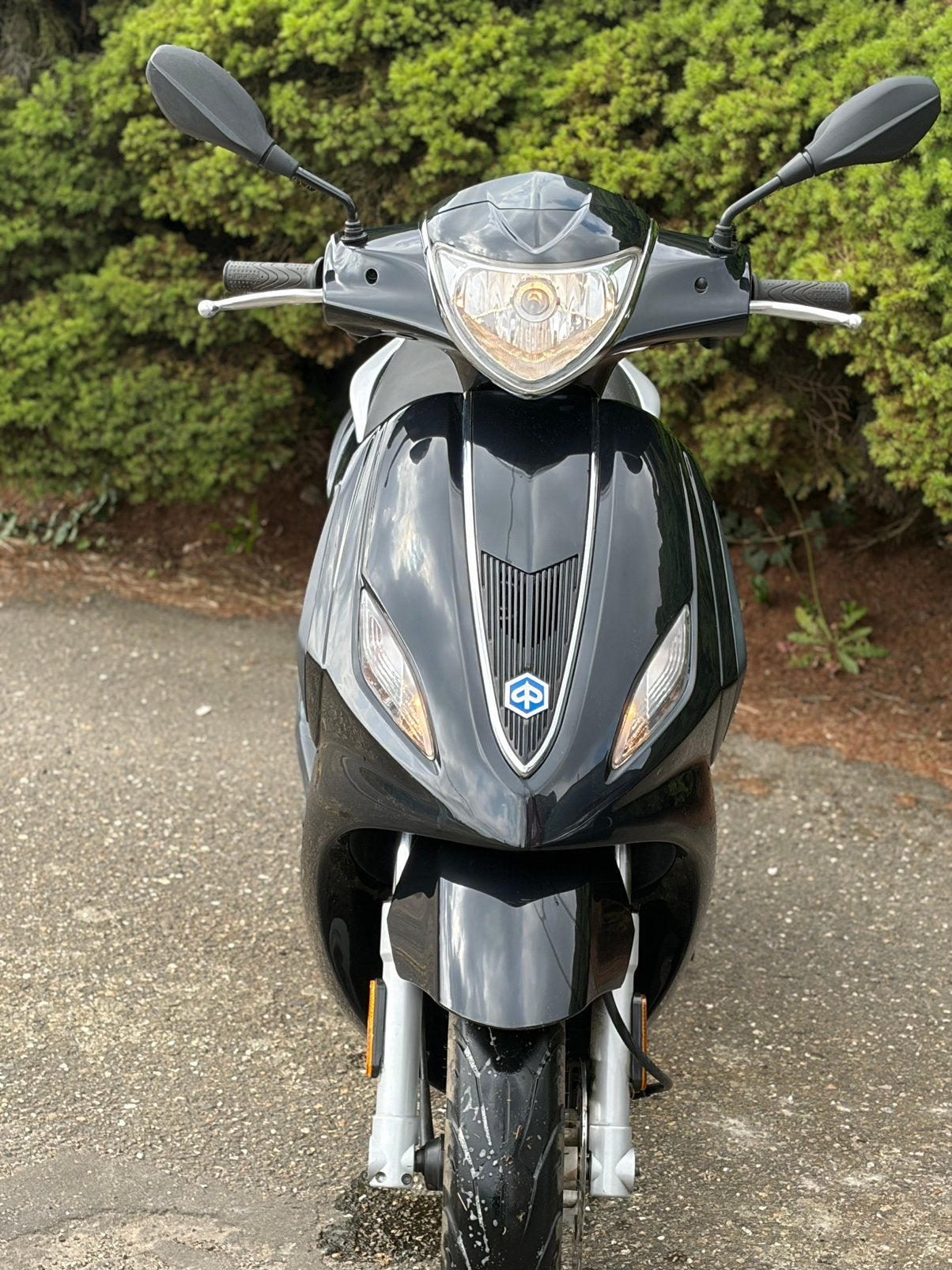 Piaggio new fly klasse b, Fietsen en Brommers, Ophalen, Gebruikt, Benzine, Piaggio
