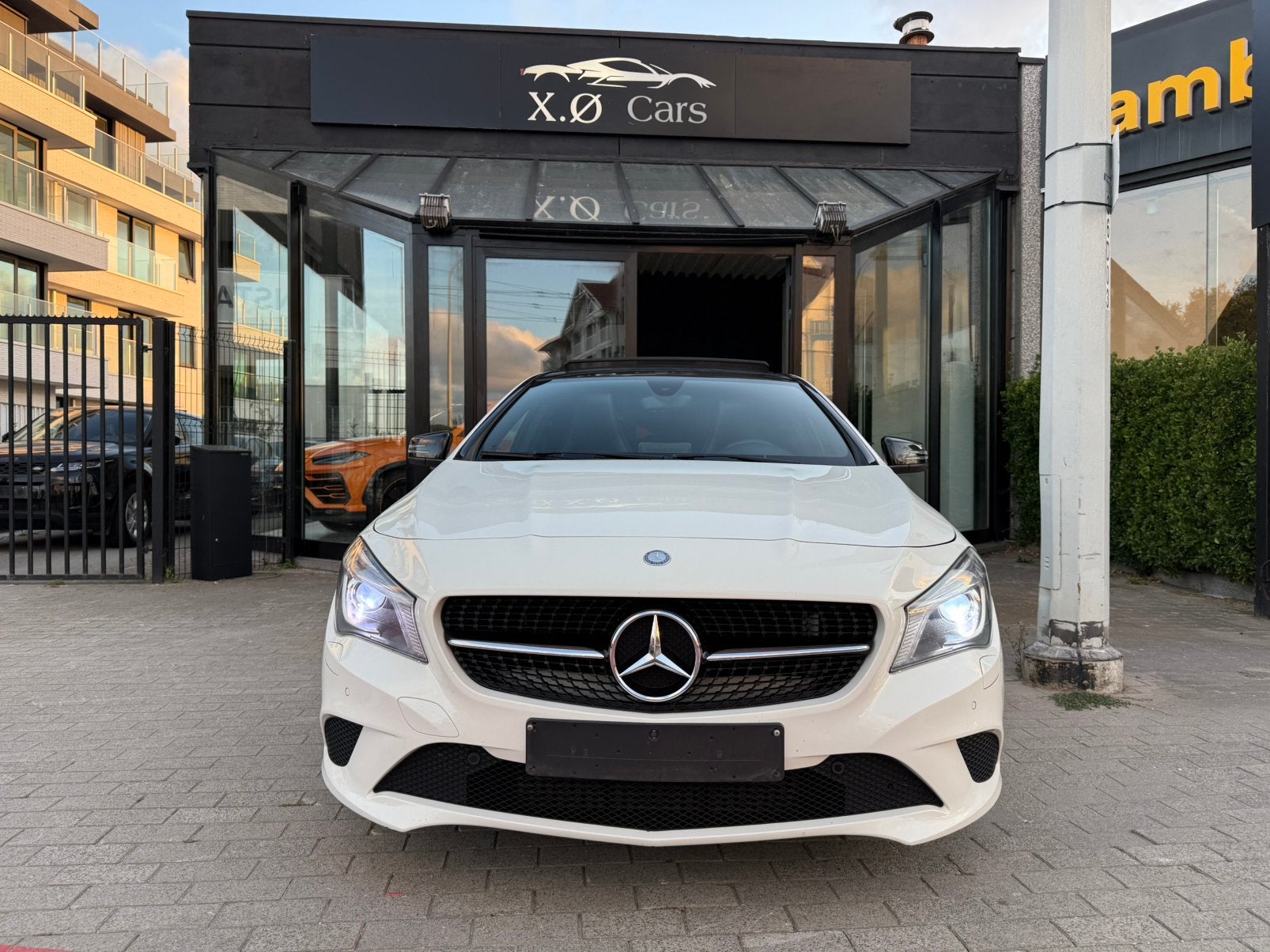 Mercedes cla 200d | Pano - Dak | Automaat | Euro6 | Garantie, Auto's, Mercedes-Benz, CLA, Leder en Stof, Wit, Bedrijf