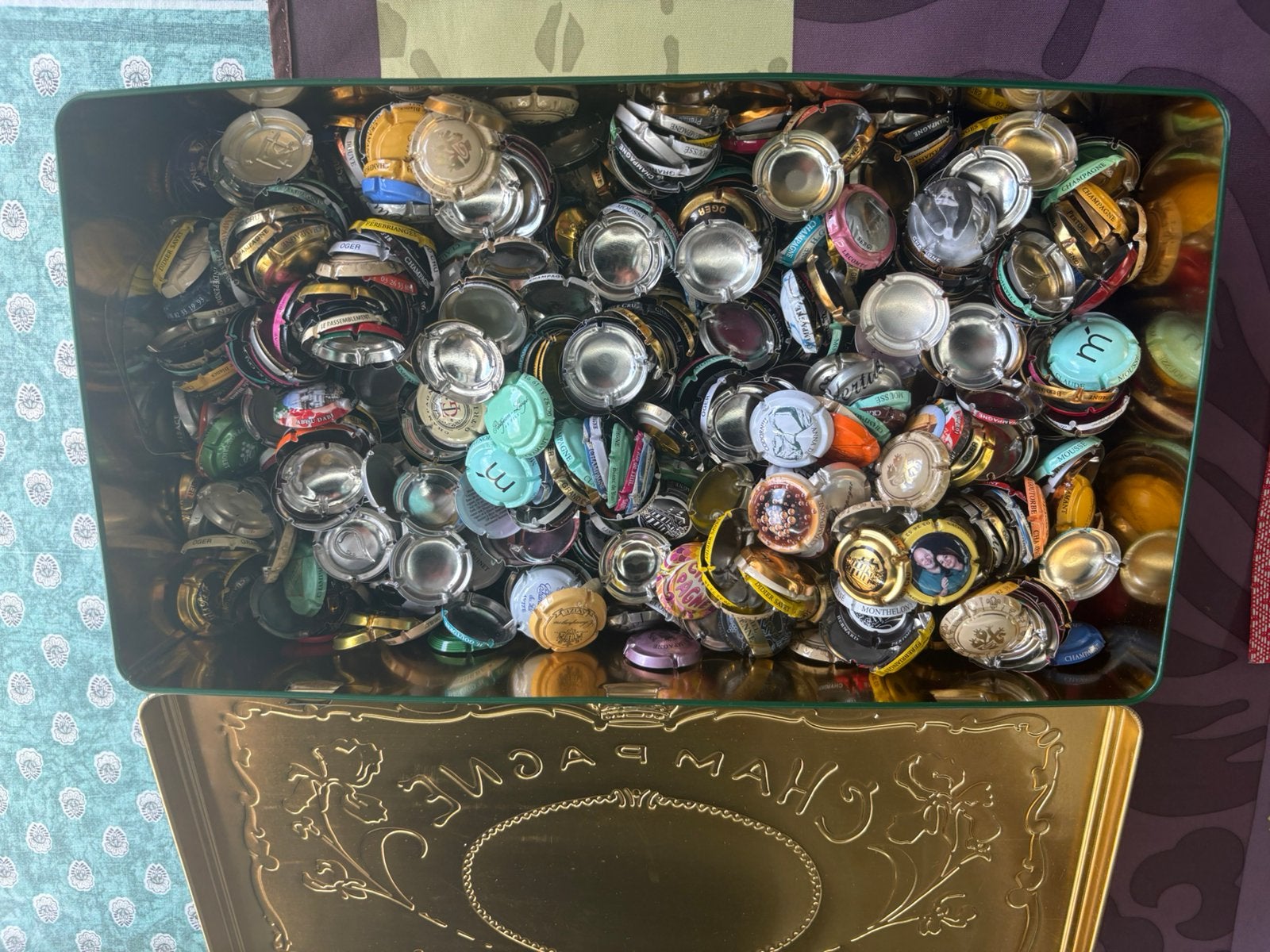 Champagne capsules +- 1500, Ophalen, Zo goed als nieuw