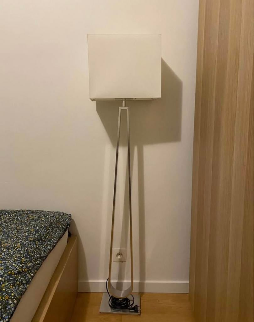 Lampe sur pied, Enlèvement, Comme neuf