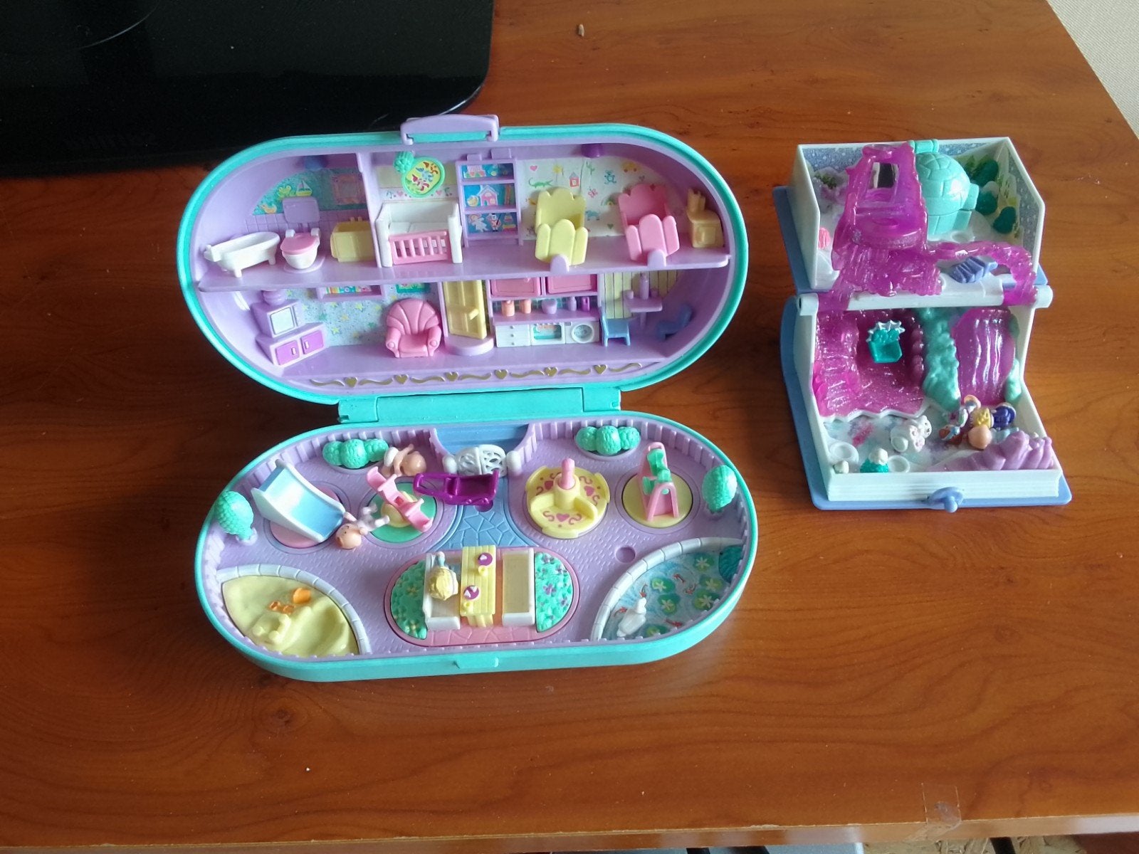 Jouets de poche Polly, Enlèvement