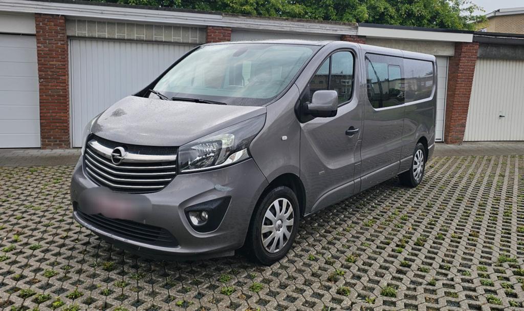 Opel vivaro 1.6CDTI BiTurbo 2017 dubbelcabine 5persoons, Auto's, Opel, Particulier, Te koop, Handgeschakeld, Diesel