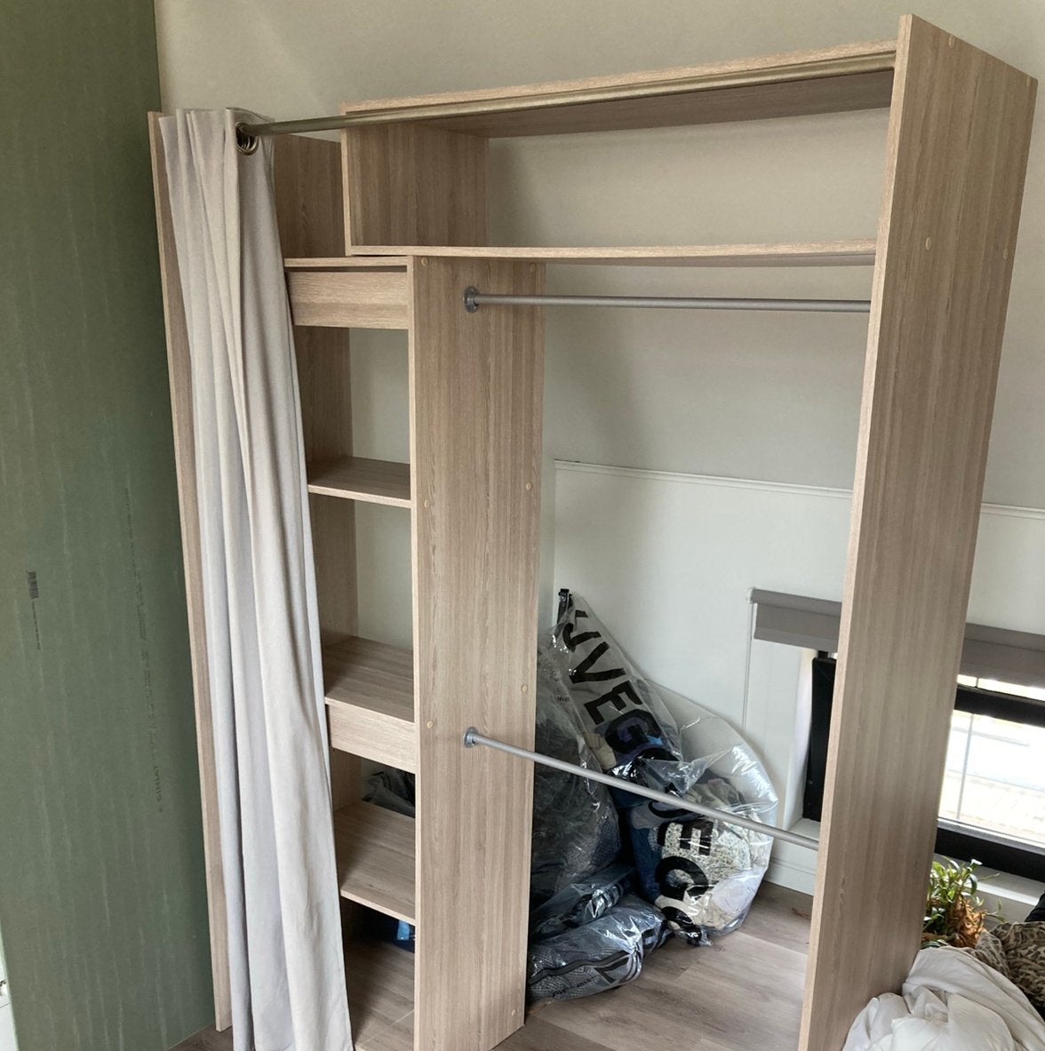 Kleerkast open grijs eiken met gordijn, Huis en Inrichting, Ophalen, Gebruikt, 100 tot 150 cm, 200 cm of meer