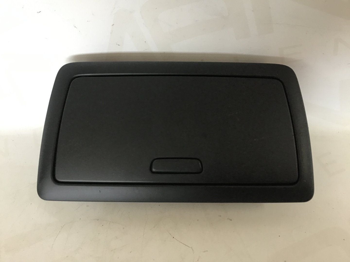 Opbergvak dashboard BMW E81/E87 112420-10, Autos : Pièces & Accessoires, Habitacle & Garnissage, BMW, Utilisé, Enlèvement ou Envoi