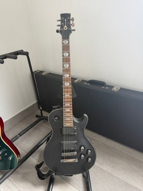 CHARVEL DESOLATION DS_1 ST BLACK, Muziek en Instrumenten, Ophalen, Zo goed als nieuw, Solid body, Overige merken