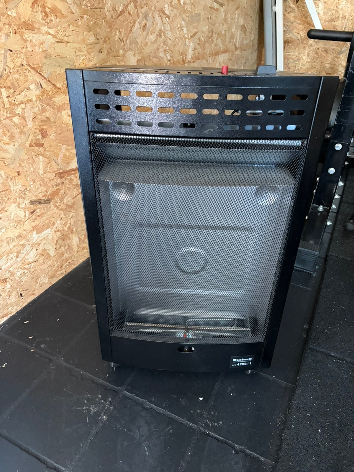 Chauffage avec une bouteille de gaz pleine incluse, Enlèvement, Comme neuf