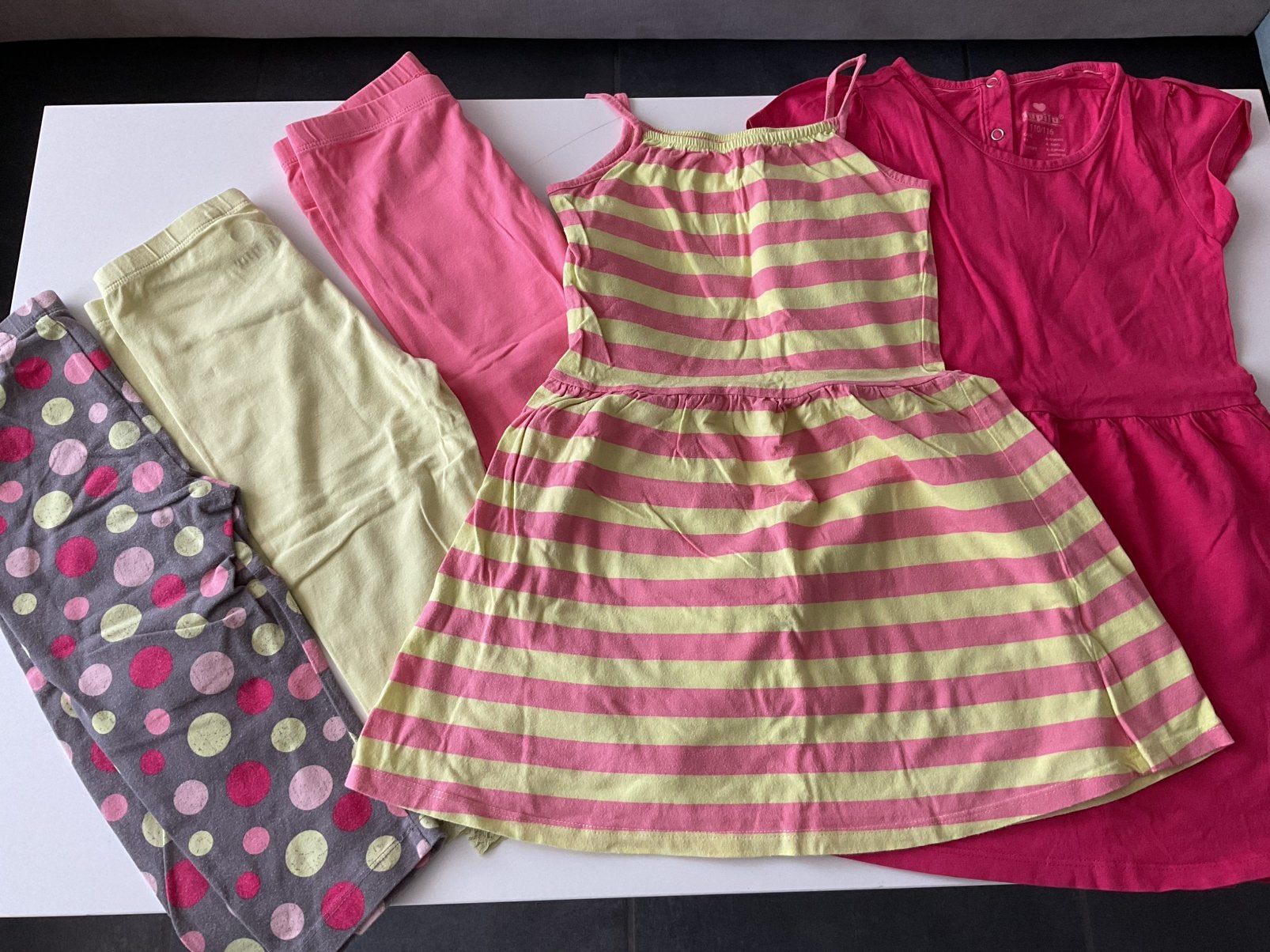 Pakket 5 onderling combineerbare meisjeskleding (110/116), Kinderen en Baby's, Kinderkleding | Maat 110, Ophalen of Verzenden