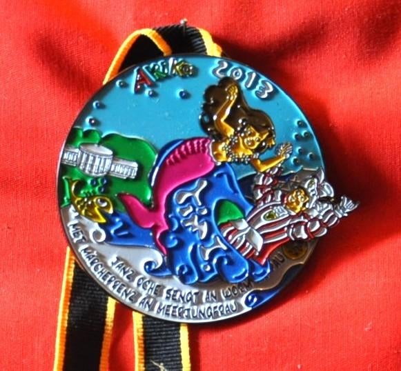 medaille carnavalesque (38), Verzamelen, Overige Verzamelen, Ophalen of Verzenden, Zo goed als nieuw