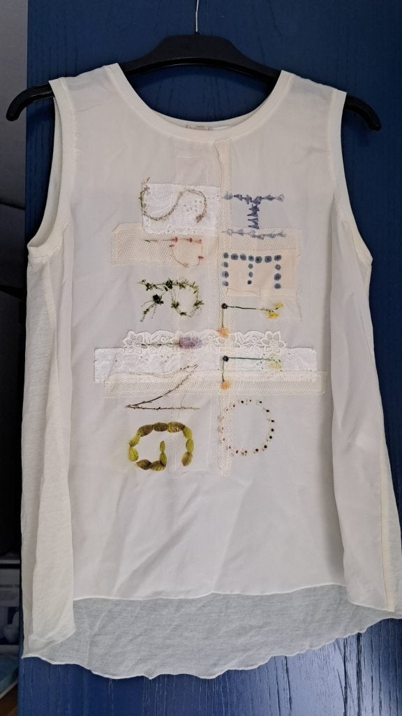 Hip crème/beige zijden topje “Hello Spring”, MarcCain, Kleding | Dames, Beige, Zo goed als nieuw, Zonder mouw, Marccain