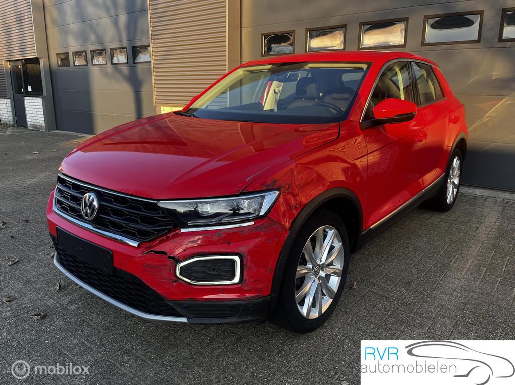 Volkswagen T-Roc 1.5 TSI Style/CAMERA/NAVI/STOELVERW, Auto's, Voorwielaandrijving, Stof, 4 cilinders, 5 deurs