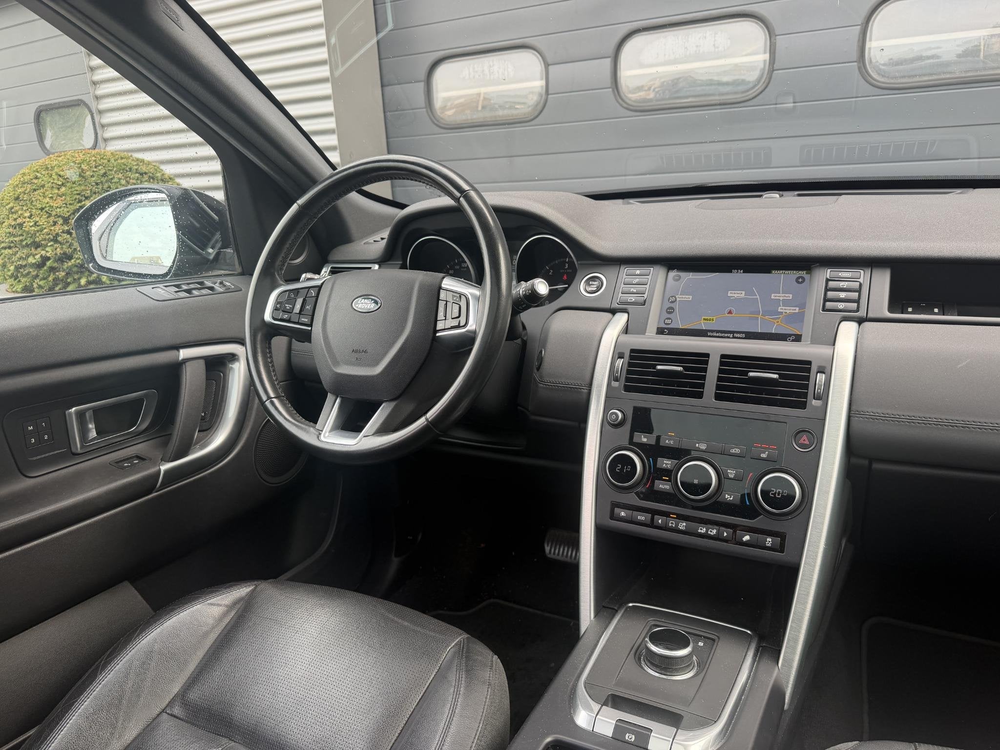 Land Rover Discovery Sport 2.0 TD4 HSE Dynamic | Panoramadak, Auto's, Land Rover, Automaat, Automatische klimaatregeling, 4 cilinders
