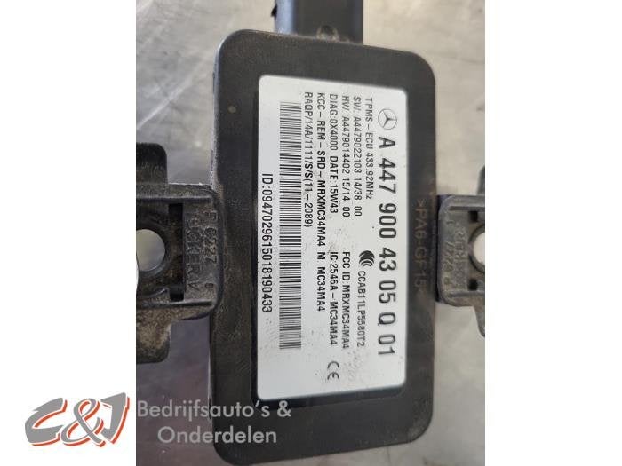 Module gonflage pneus d'un Mercedes V-Klasse, Autos : Pièces & Accessoires, 3 mois de garantie, Utilisé, -, -