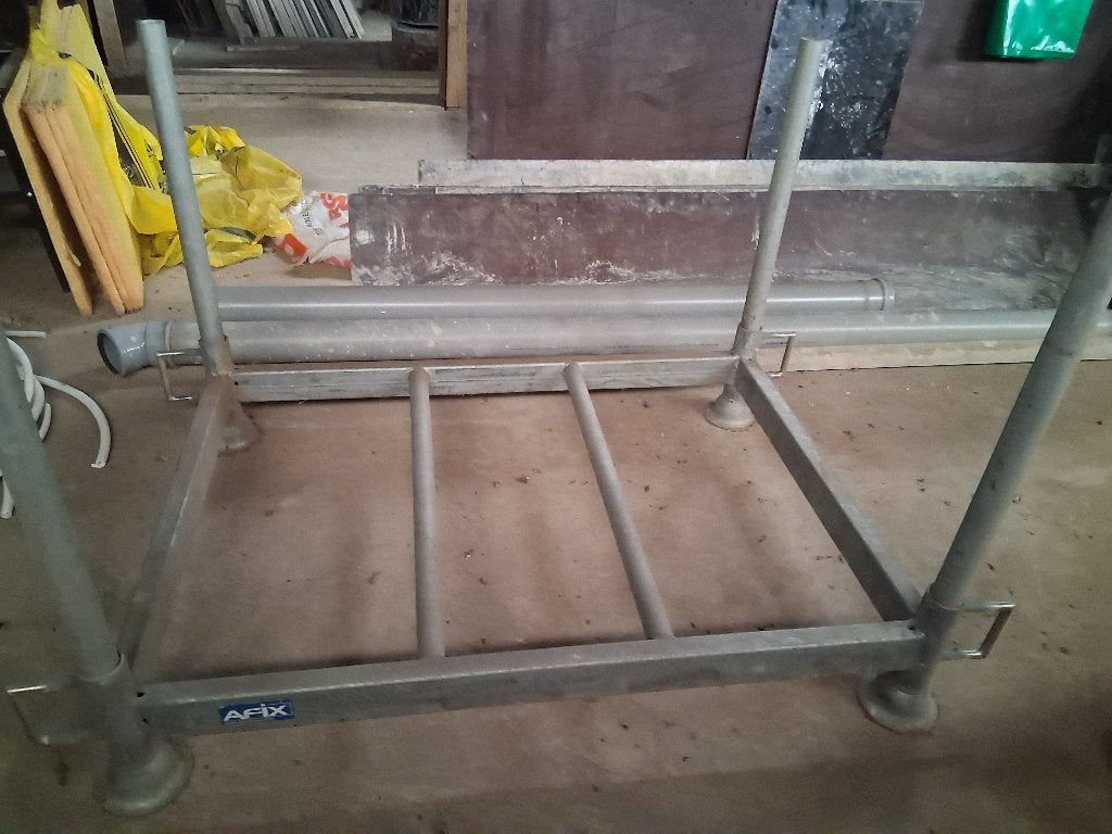 materiaalbak, Enlèvement, Comme neuf