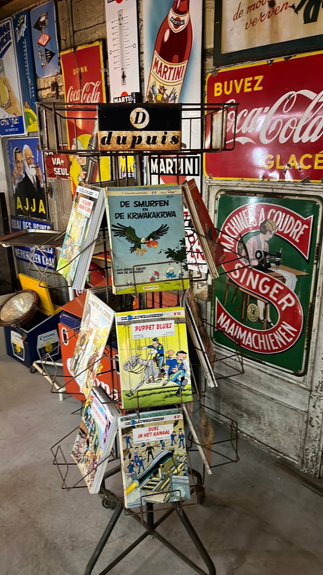 Winkeldisplay Dupuis Boekencarrousel Zeldzaam, Ophalen, Zo goed als nieuw, Reclamebord