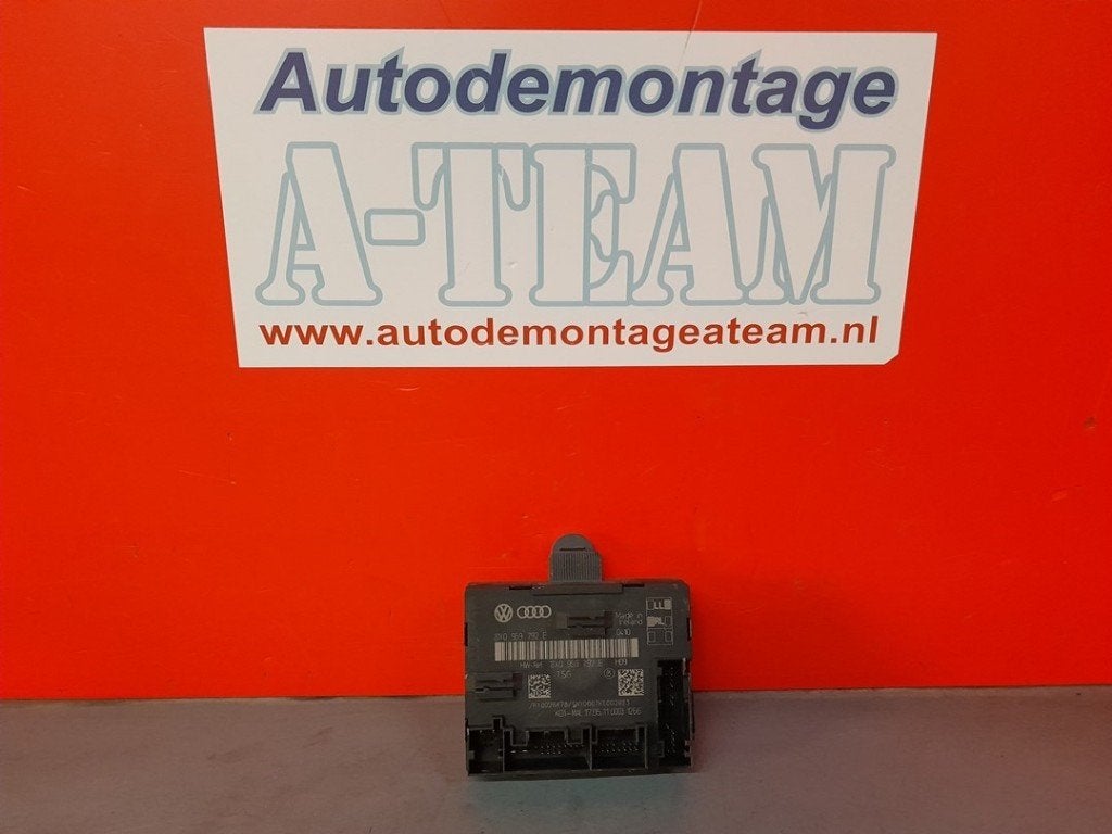 COMPUTER CENTRALE VERGRENDELING Superb Combi (3TAC / TAF), Gebruikt, Info@skoda-auto.de, Skoda, Max-Planck-Straße  3-5
64331  Weiterstadt, DE