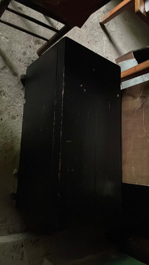Grote houten zwarte koffer, Ophalen, Gebruikt