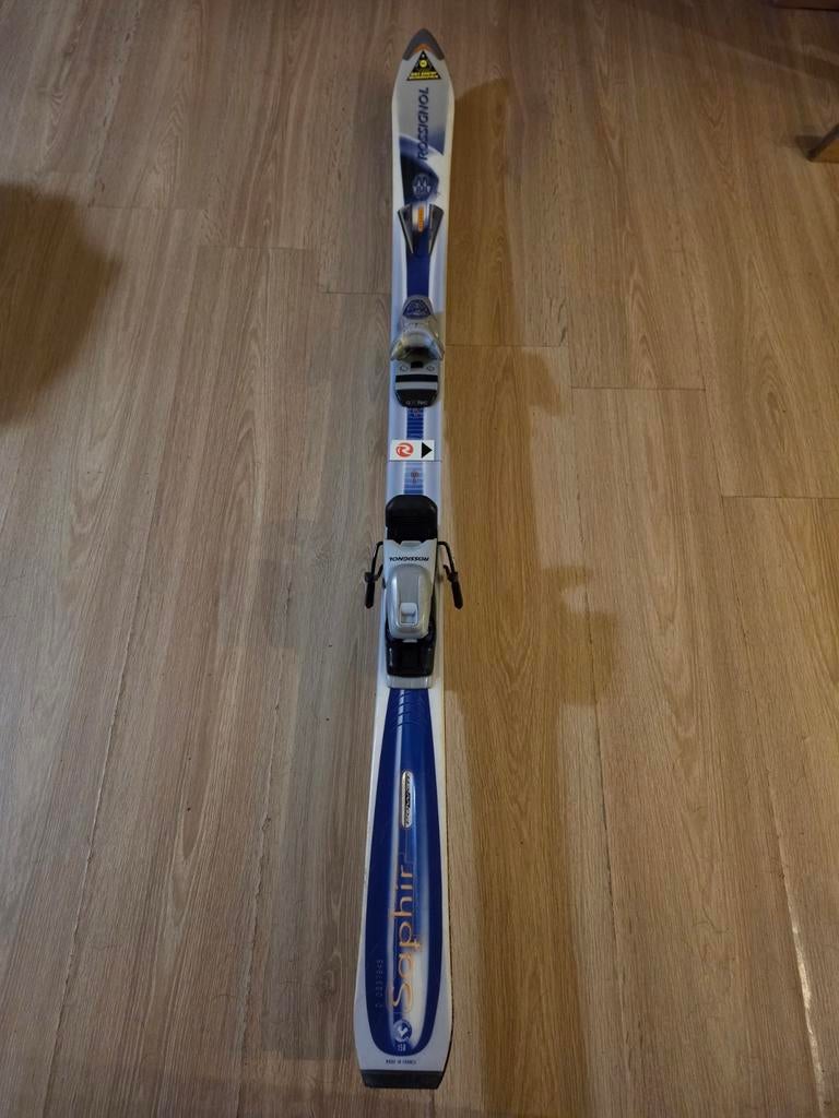 Rossignol Saphir 140 cm femme – Blanc/Bleu, Sports & Fitness, Enlèvement, Ski, Rossignol