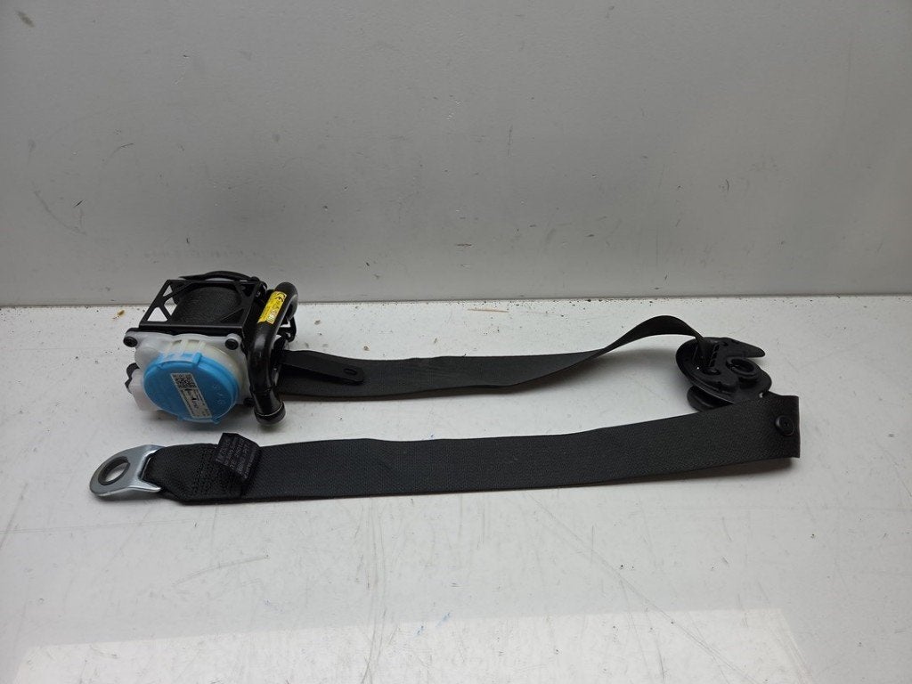 CEINTURE DE SECURITE AVANT DROIT Yaris IV (P21 / PA1 / PH1), Utilisé, Toyota