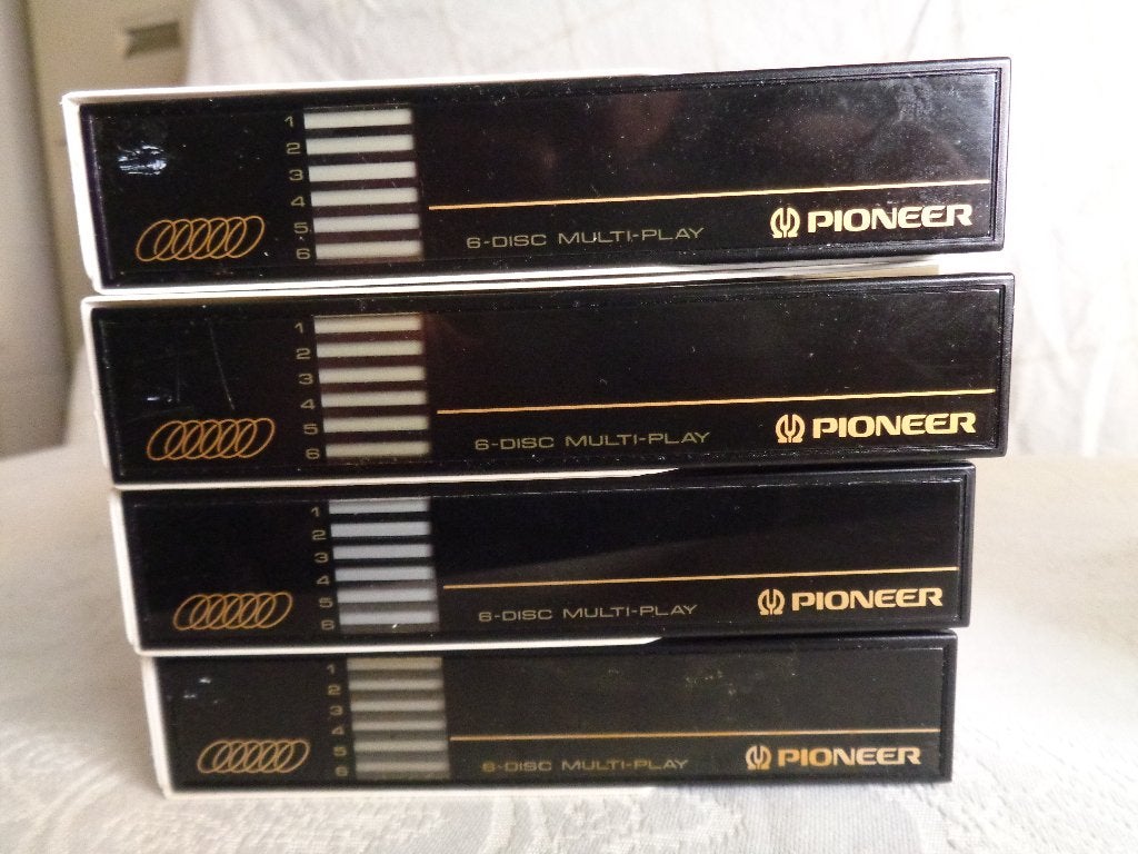 LASER À DISQUE 10 X 6 DE COULEUR NOIRE DE QUALITÉ PIONEER, Enlèvement, Comme neuf, Laser, Couleur