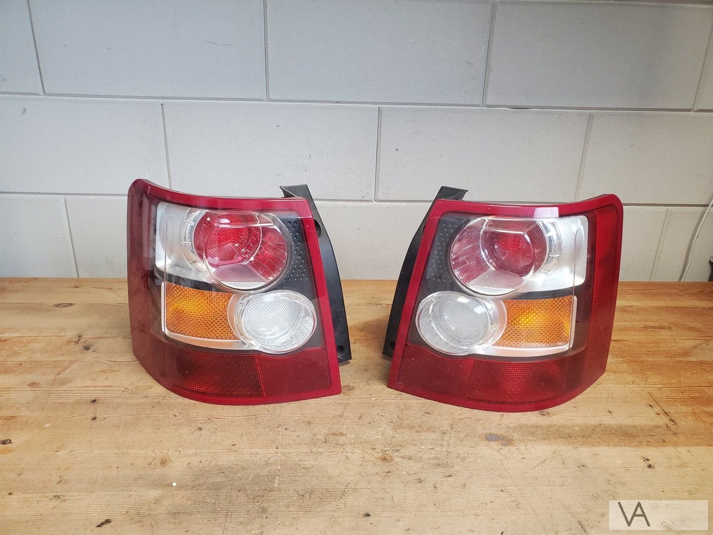 Range Rover Sport 2005 - 2009 achterlicht links rechts €100, -, -, Ophalen of Verzenden, -