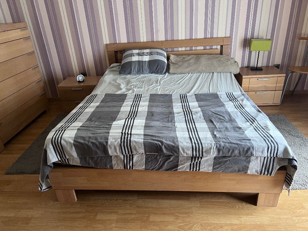 Complete Eiken Slaapkamer: Bed, Kledijkast, Commode,..., Ophalen, Zo goed als nieuw, Tweepersoons