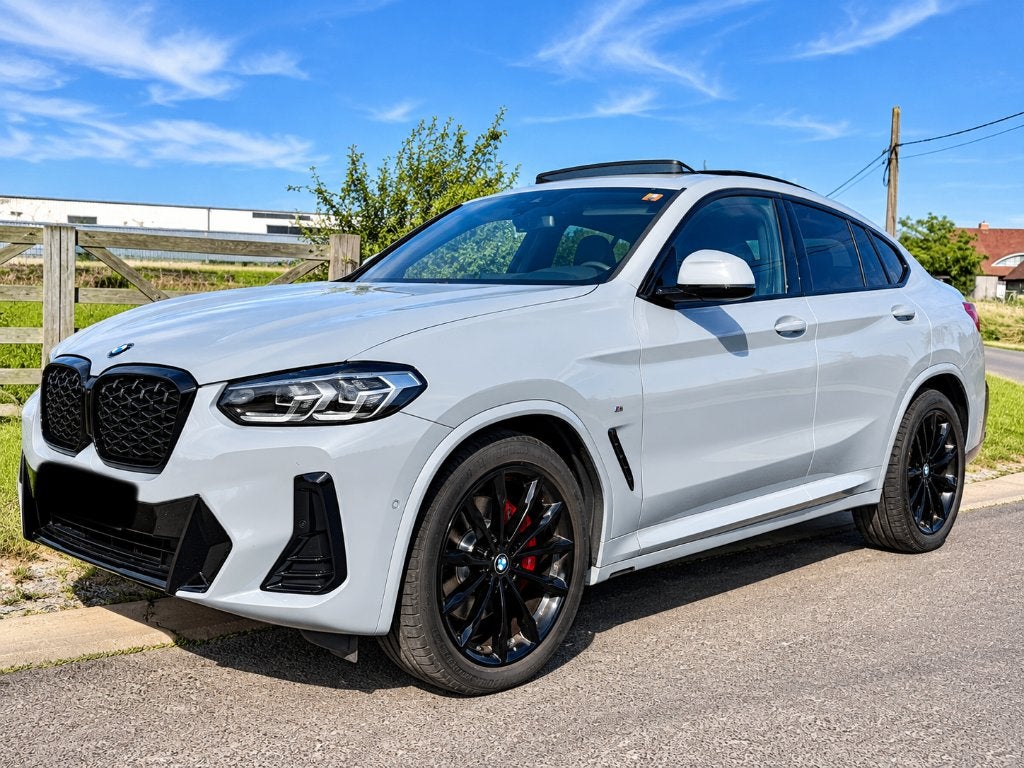 BMW X4 xDrive20i M Sport | 2023 | Pano | 20” M-velgen, Auto's, Automaat, 4 cilinders, Particulier, Zilver of Grijs