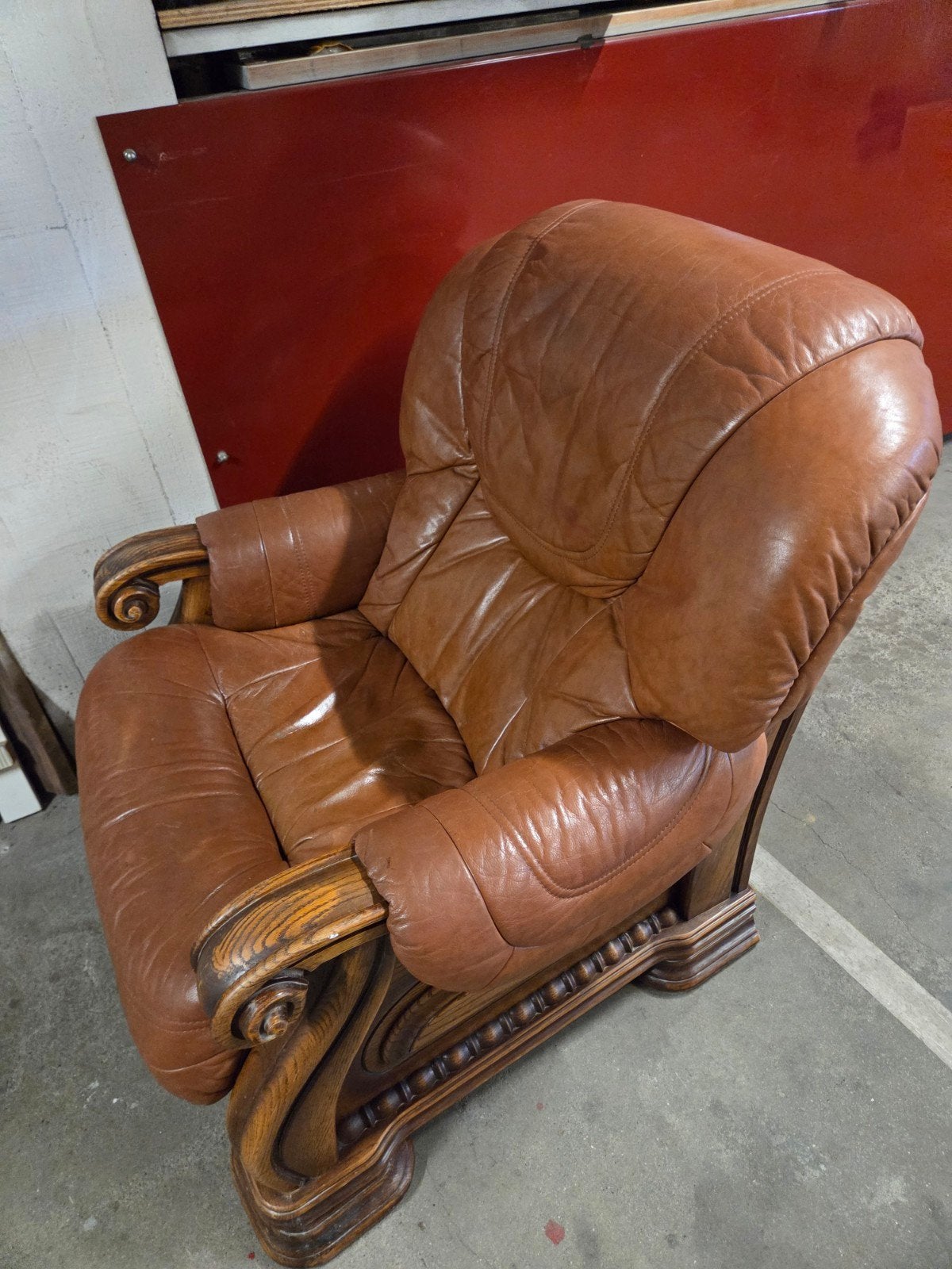 Fauteuil Royal : assise confortable - bois - cuire, 75 à 100 cm, Enlèvement, Utilisé, Bois