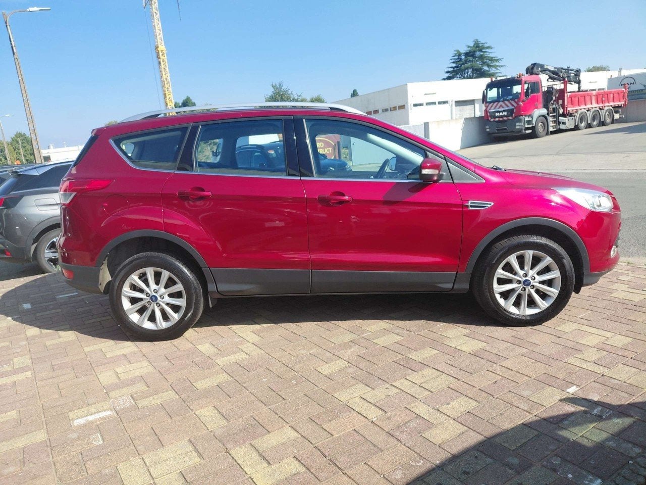 Ford Kuga Titanium (année de construction 2015), Autos, Rouge, Achat, Euro 6, Entreprise