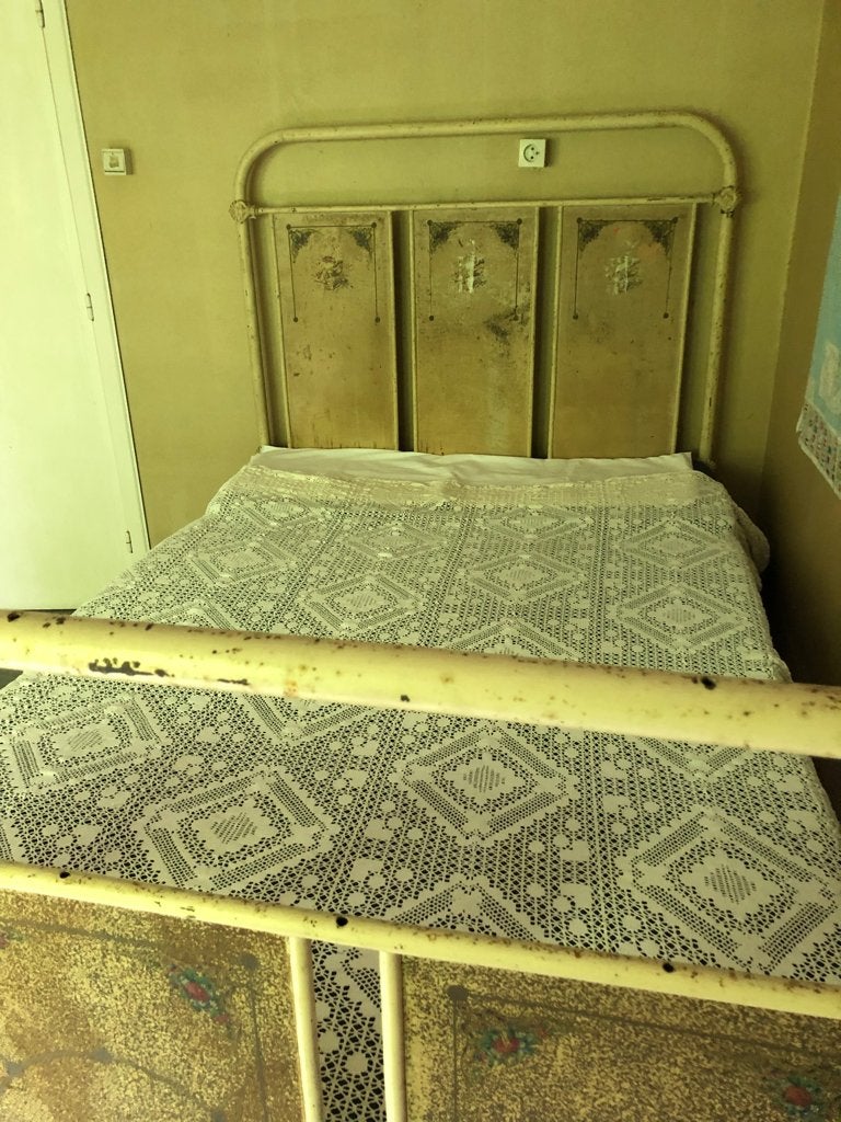 antieke twijfelaar (bed), Enlèvement