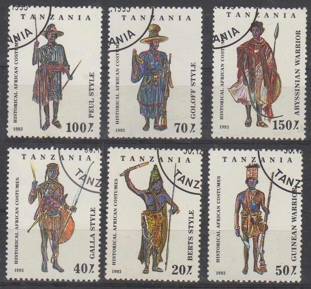 Tanzania - Klederdrachten, Ophalen of Verzenden, Tanzania, Gestempeld