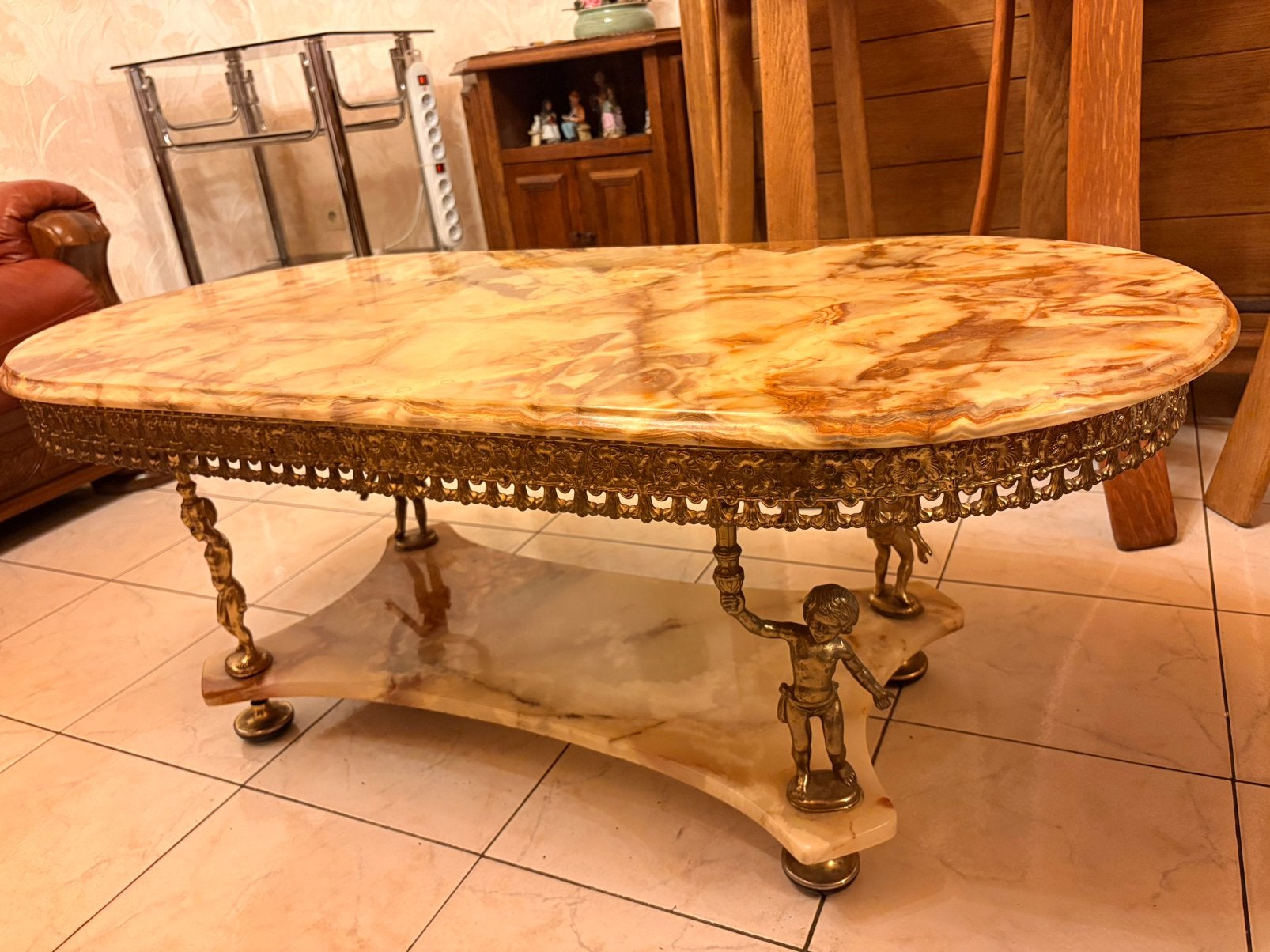 Table basse ancienne angelots, Enlèvement