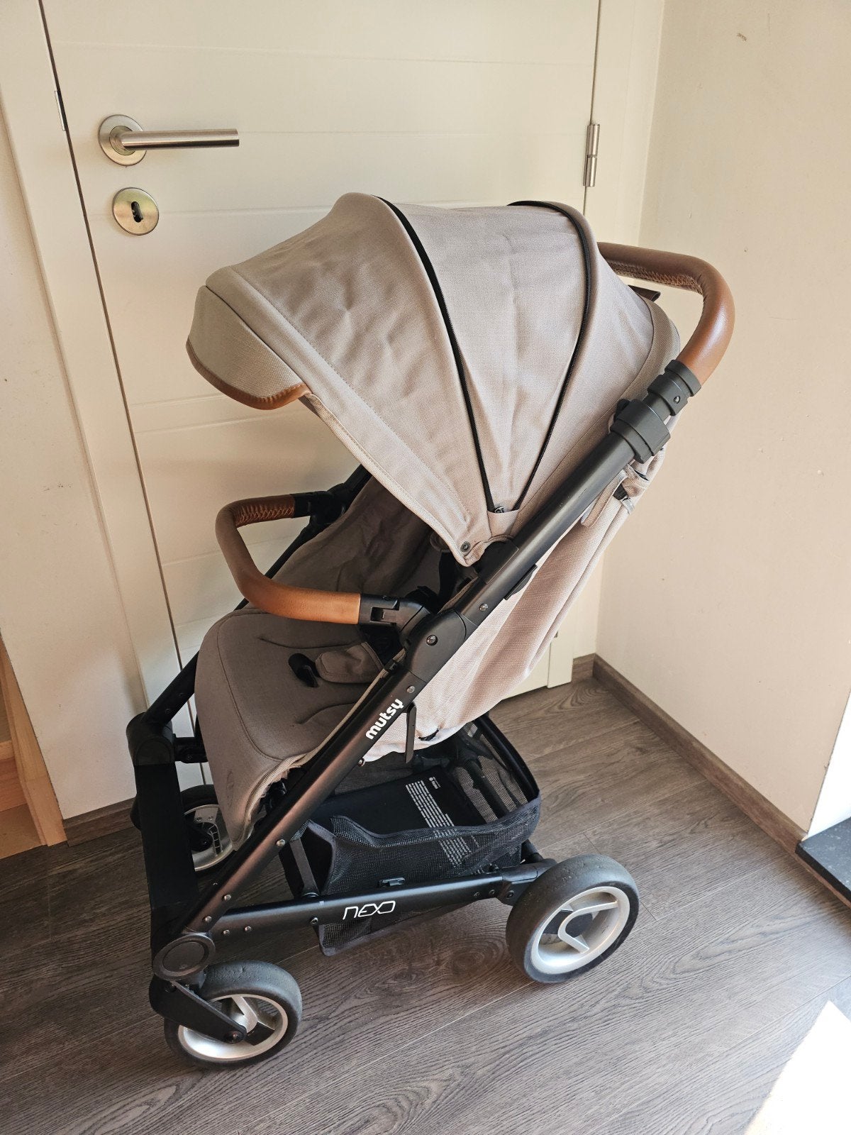 Mutsy nexo buggy, Kinderen en Baby's, Ophalen, Maxi-Cosi