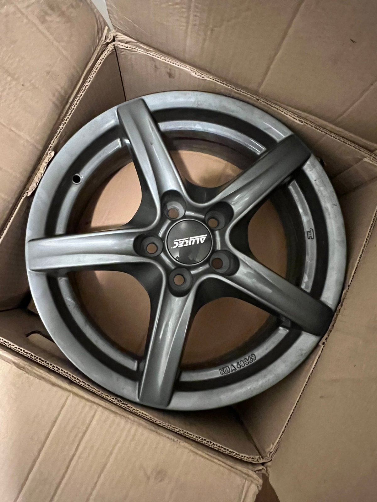 DEZENT TU Black 16 inch lichtmetalen Velgen, Enlèvement, Comme neuf