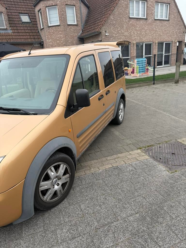 Ford Tourneo Connect, Autos, Ford, Achat, Attache-remorque, Boîte manuelle, 5 portes