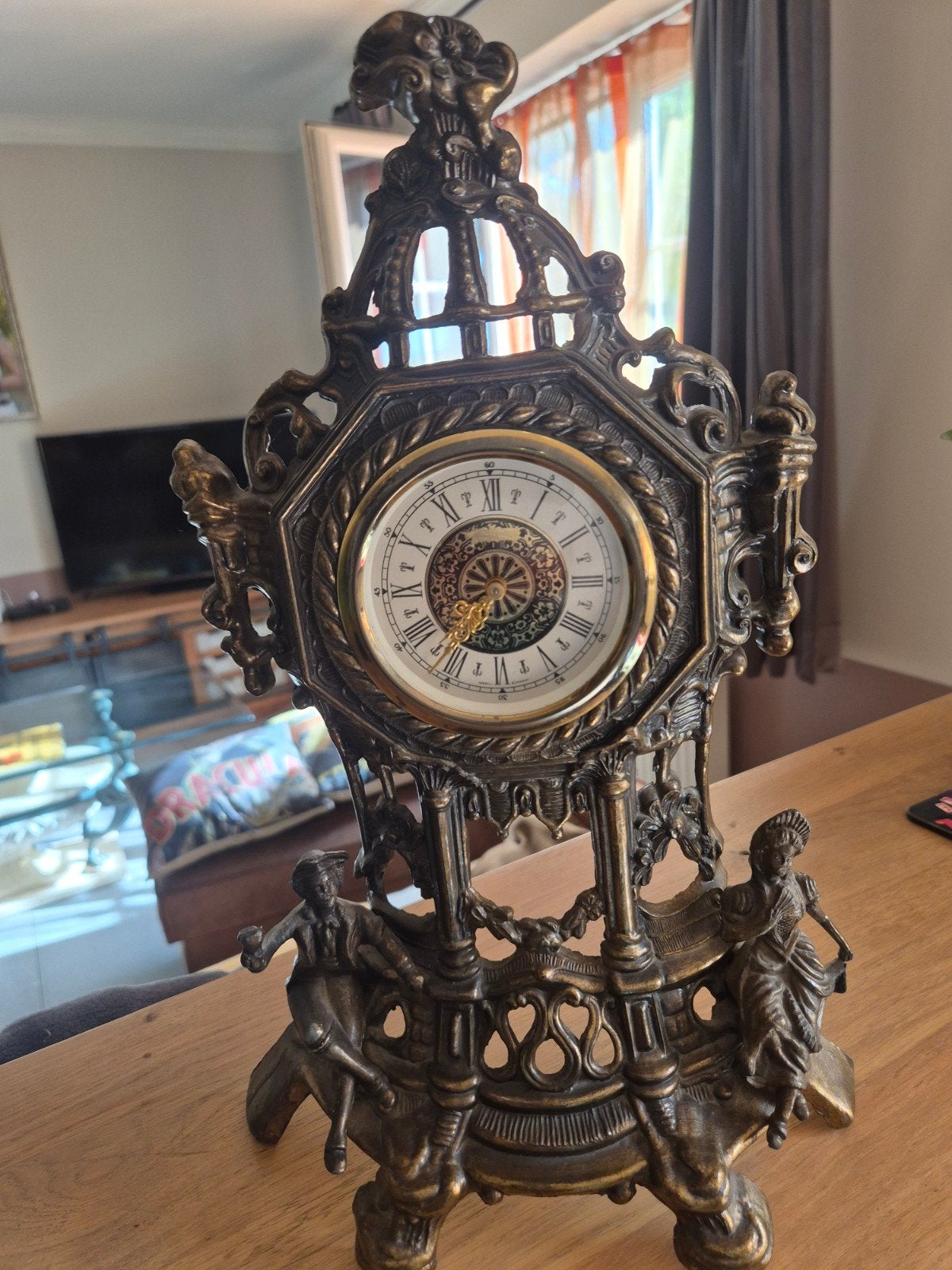 Horloge de table ancienne, Enlèvement ou Envoi