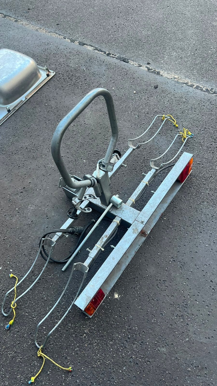 Porte velo, Autos : Divers, Porte-vélos, 2 vélos, Pneus larges, Enlèvement, Utilisé