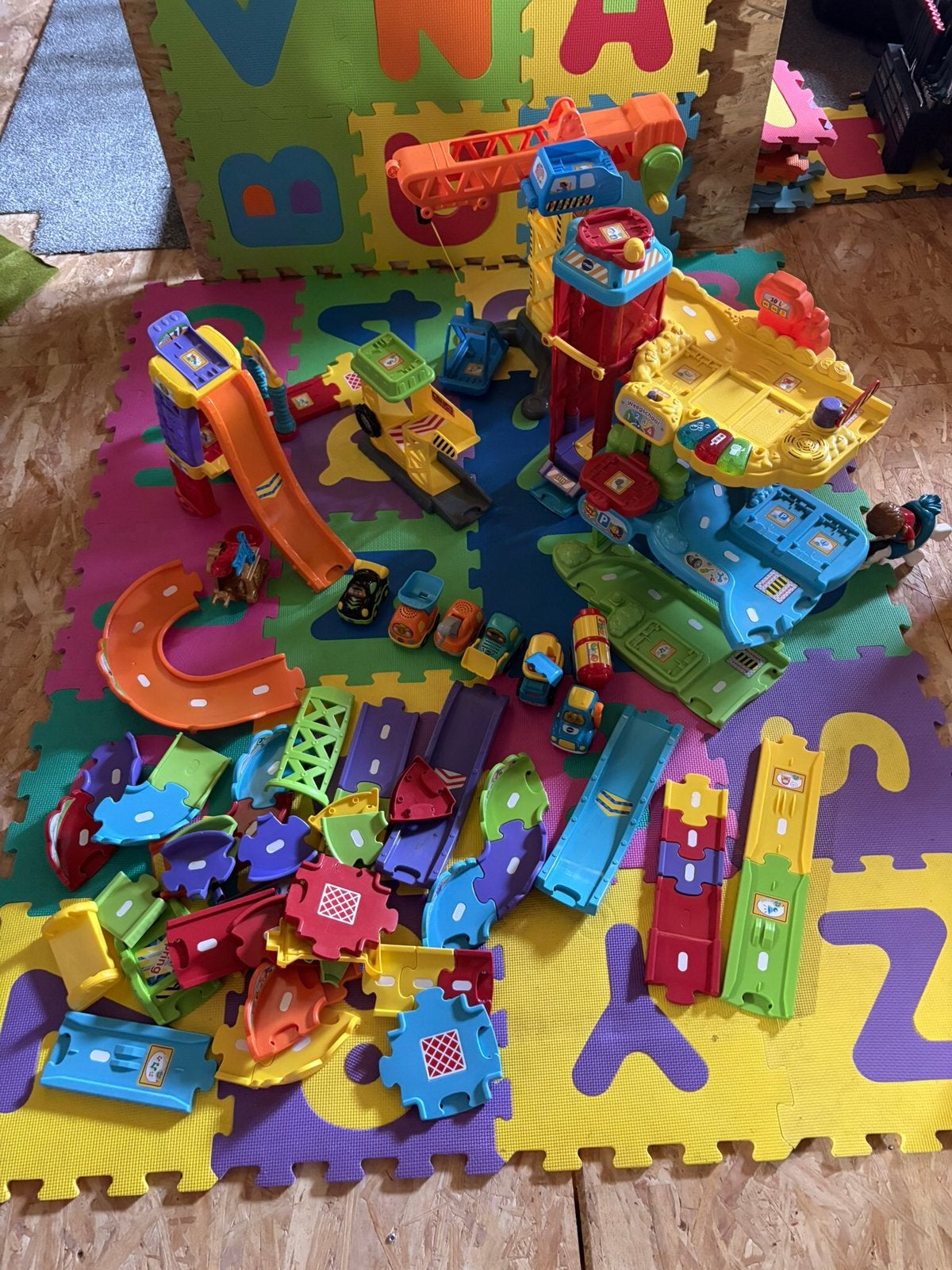 Toet toet auto park van Vtech, Ophalen, Zo goed als nieuw