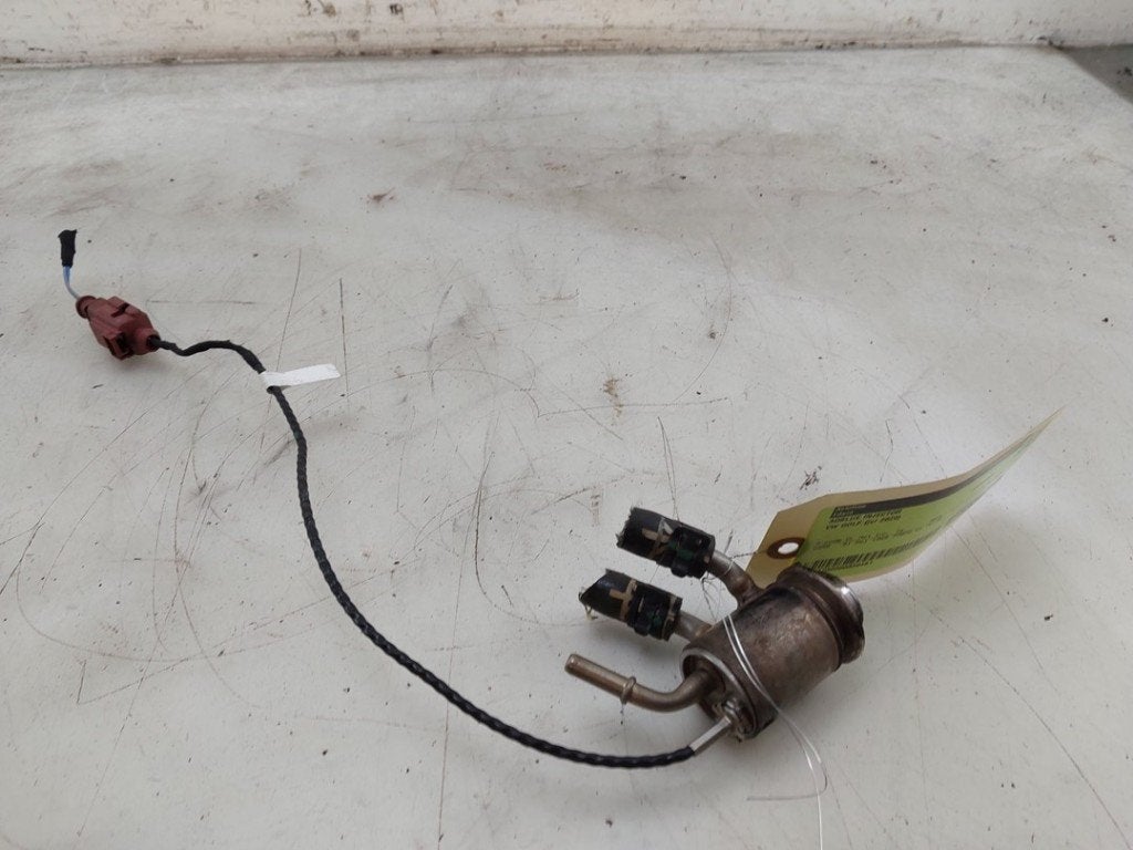 INJECTEUR ADBLUE Volkswagen Golf VIII (CD1) (01-2019/-), Utilisé, Volkswagen