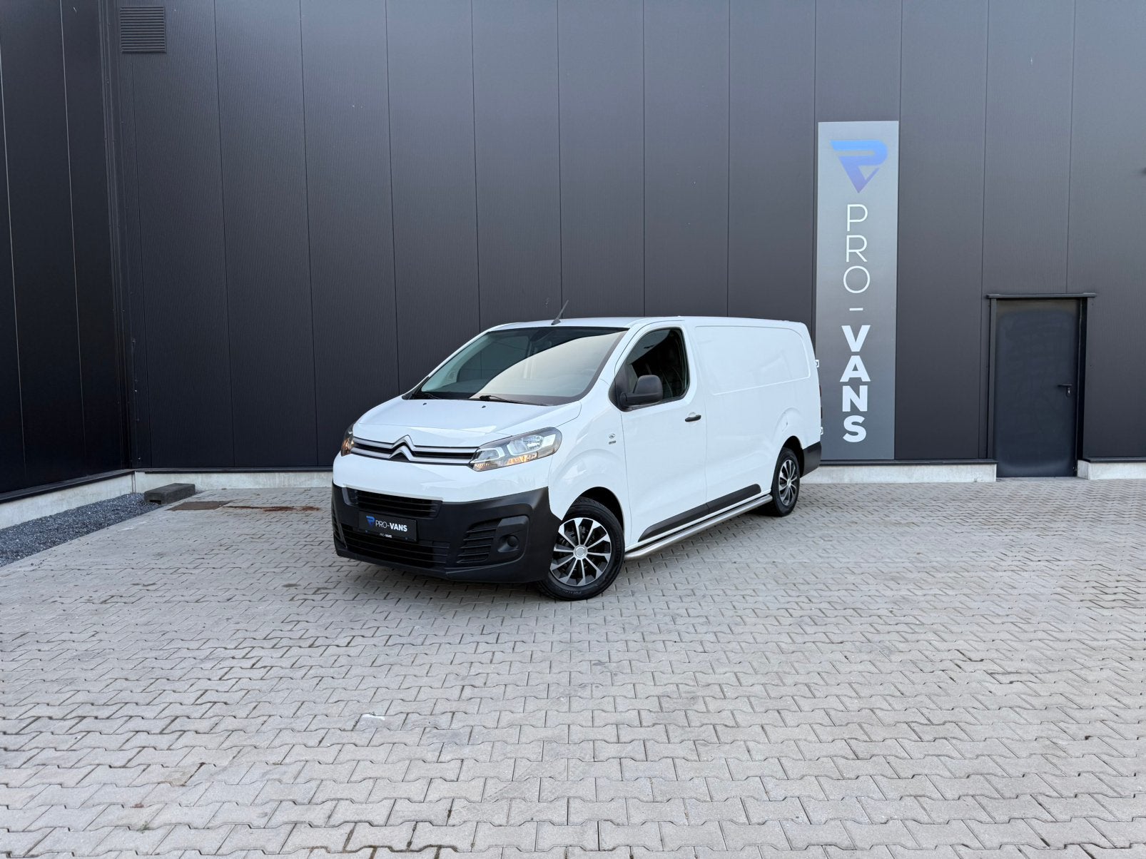 Citroën Jumpy 2.0d 122PK |CarPlay|Cruise|Trekhaak|Airco|BTW, Autos, 90 kW, Achat, Euro 6, Entreprise