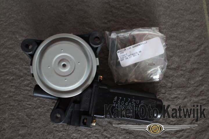 Raammotor rechts voor Chrysler Voyager / Grand Voyager, Neuf, -, -, -