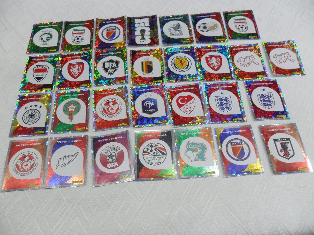 29 embleemstickers Panini World Cup 2026 €0,40 per sticker, Ophalen of Verzenden, Nieuw, Poster, Plaatje of Sticker