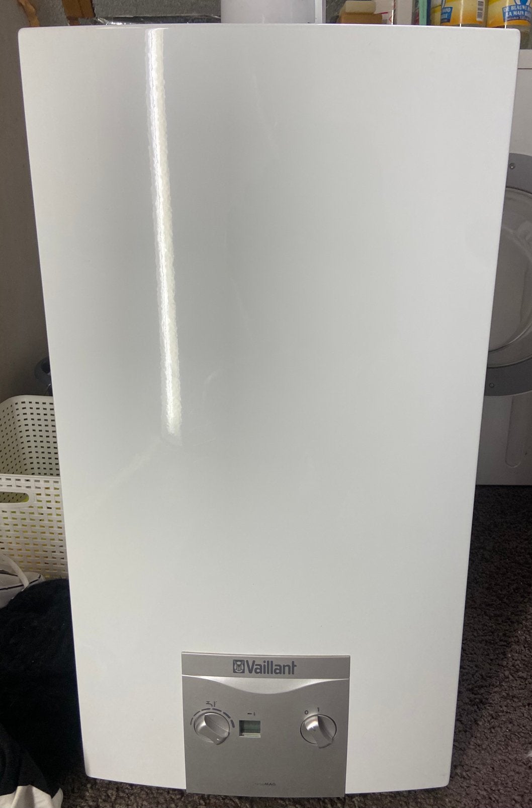 Chaudière à gaz Vaillant Turbomag 17 chauffe-eau instantané, Bricolage & Construction, Chauffe-eau, Comme neuf, Enlèvement, Inconnu