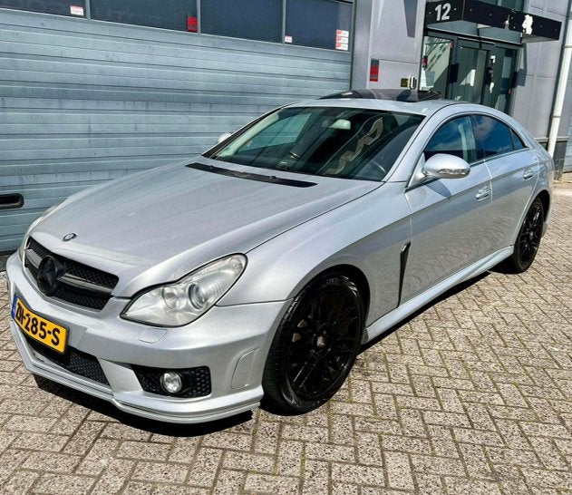 Mercedes cls 350 3.5 V6 Prior disgin bodykit AMG Brabus, Autos, Bluetooth, Euro 5, Achat, 1595 kg