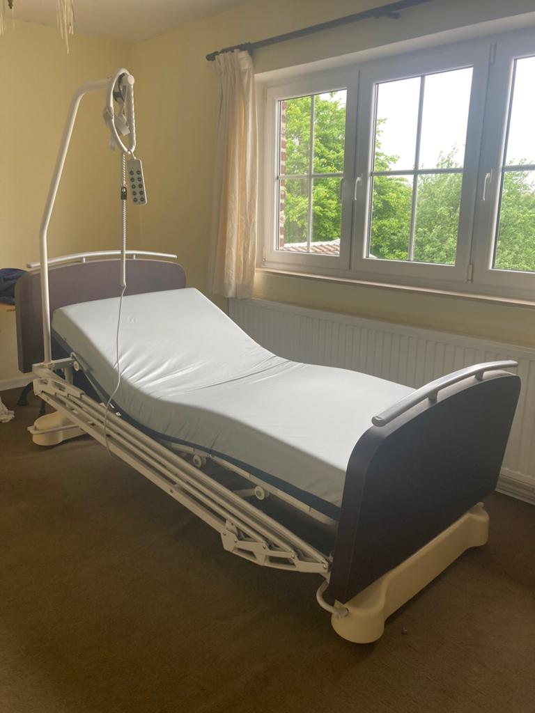 Lit médicalisé électrique, Divers, Matériel Infirmier, Enlèvement, Utilisé