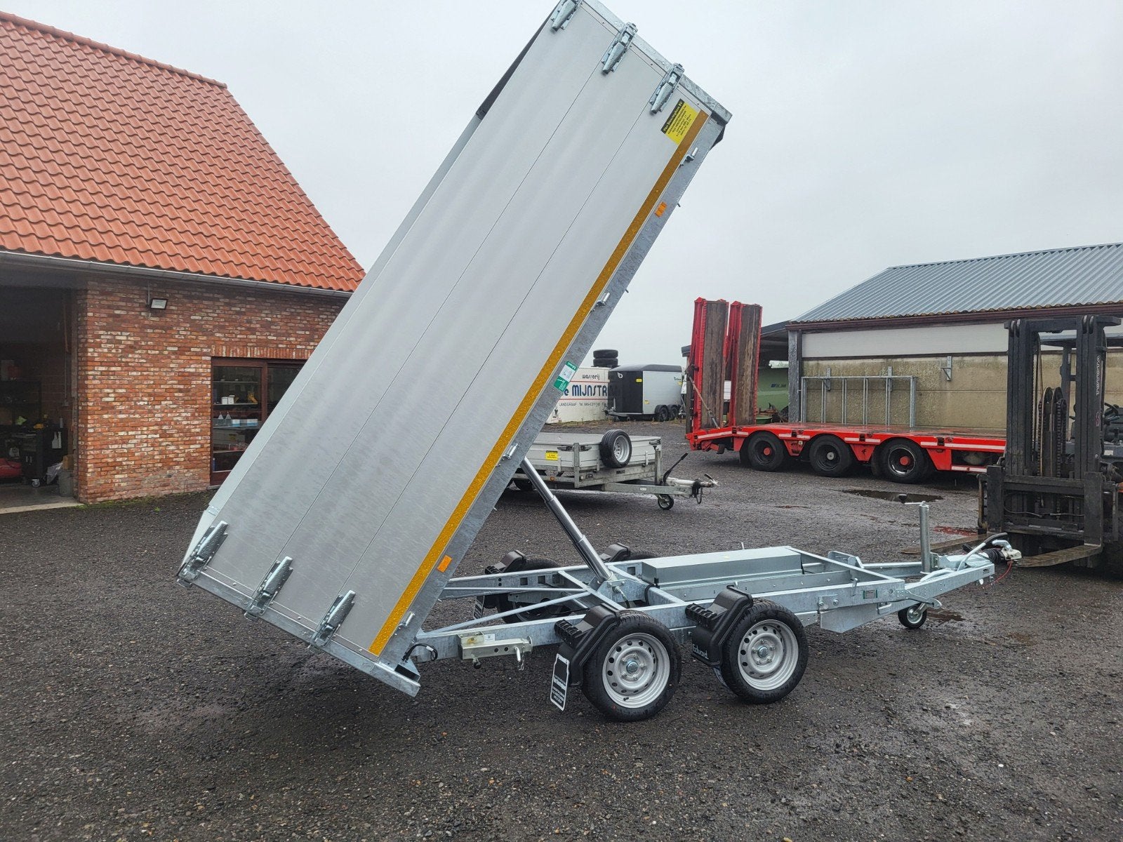 Te koop. kipper mtm 2700 kg. 310 x 180 x 90., Neuf, Enlèvement, Info@alleaanhangwagens.be, Eduard