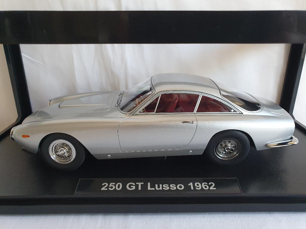 Ferrari 250 GT Lusso Zilver Metallic 1962 KK-Scale 1:18, Hobby en Vrije tijd, Modelauto's | 1:18, Nieuw, Auto, Overige merken