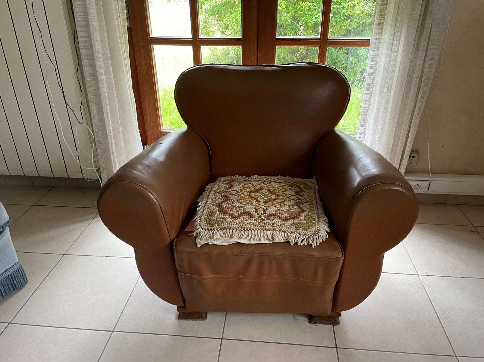 Fauteuil club en cuir vintage classique, Maison & Meubles, Fauteuils, Comme neuf, Enlèvement