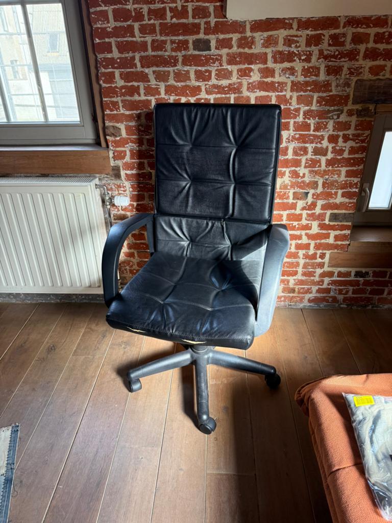 Chaise de bureau gratuite, Enlèvement, Comme neuf, Chaise de bureau